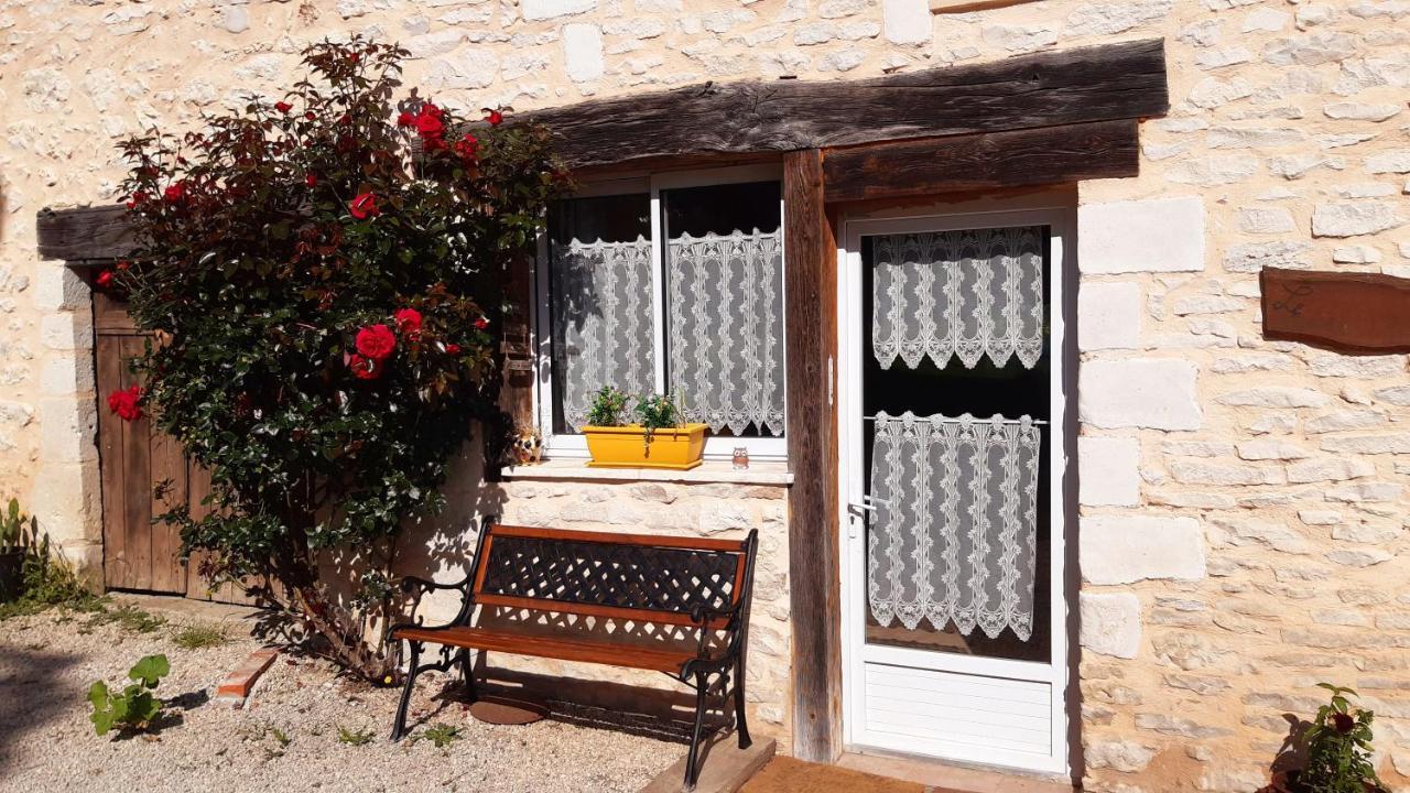 Gites Le Clos De Lamie Avec 2 Piscines Privees Fossemagne Εξωτερικό φωτογραφία
